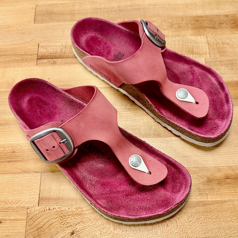 Women's Birkenstock Large buckle Gizeh thong in Fuscia Tulip pink leather SZ 39